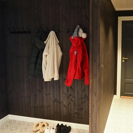 Modern Mountain With A View Over The Sea 度假居