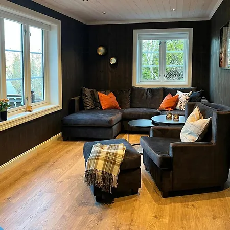 Modern Mountain With A View Over The Sea Tatil Evi *