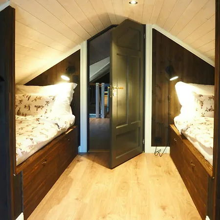 Tatil Evi Modern Mountain With A View Over The Sea